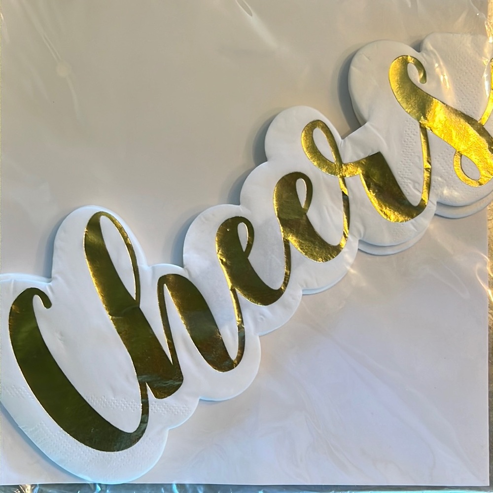 Slant extra large beverage napkin “Cheers” word-shape, 16 count-NIB
